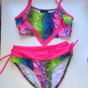 Multicolor 2 piece swimsuit